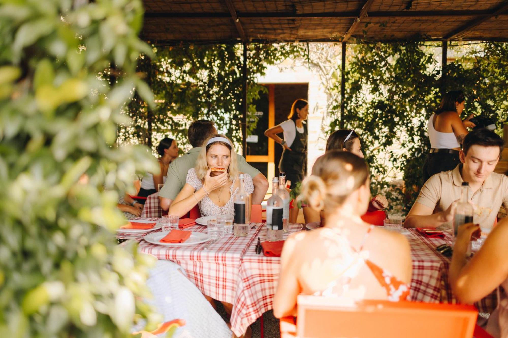Il Palazzo - Agriturismo, Winery アレッツォ エクステリア 写真